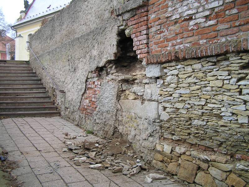zeď