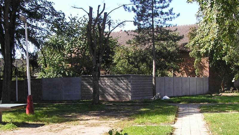 náves