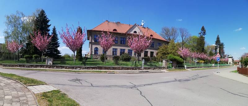 náves