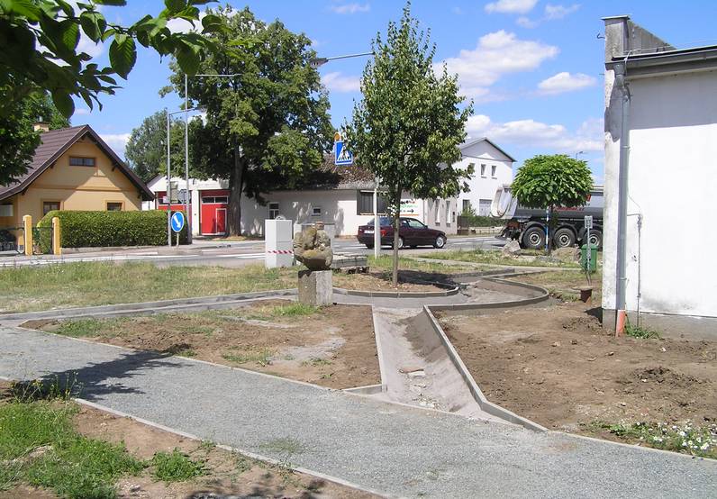 náves