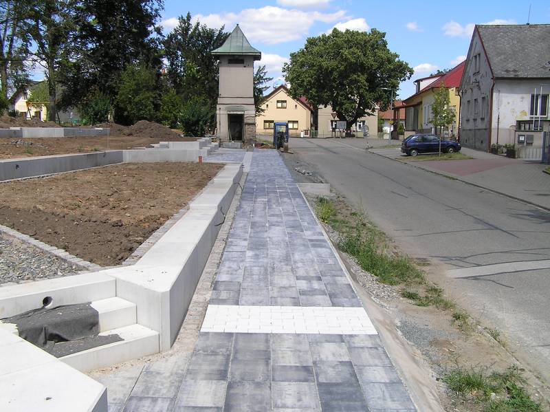 náves