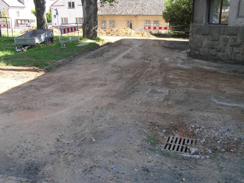 náves