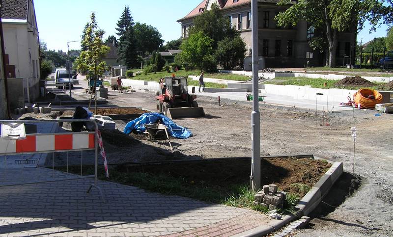 náves