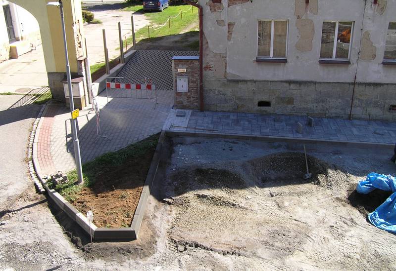 náves
