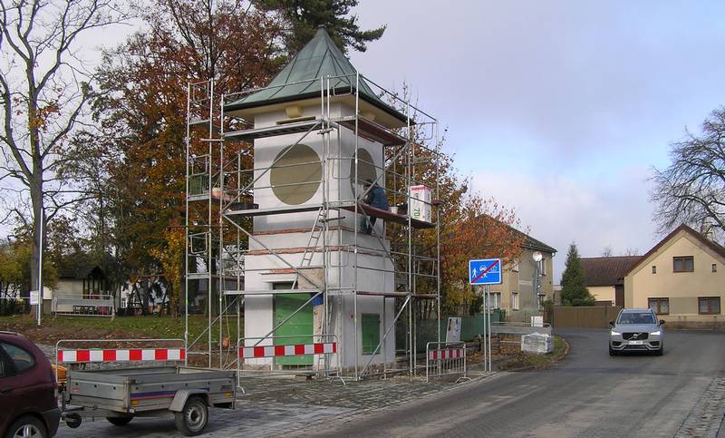 náves