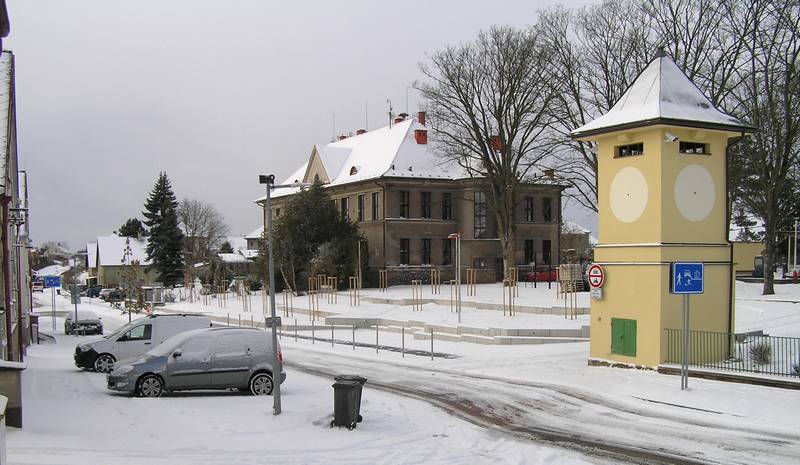náves