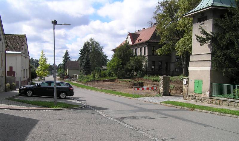 náves