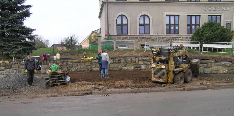 náves