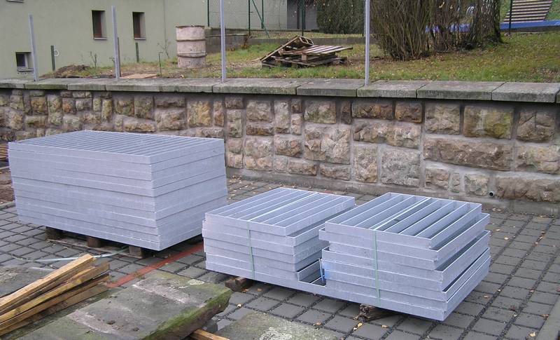 náves
