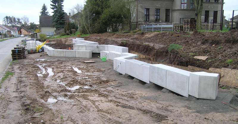 náves
