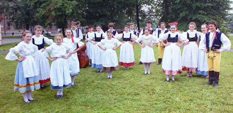 200. let školy