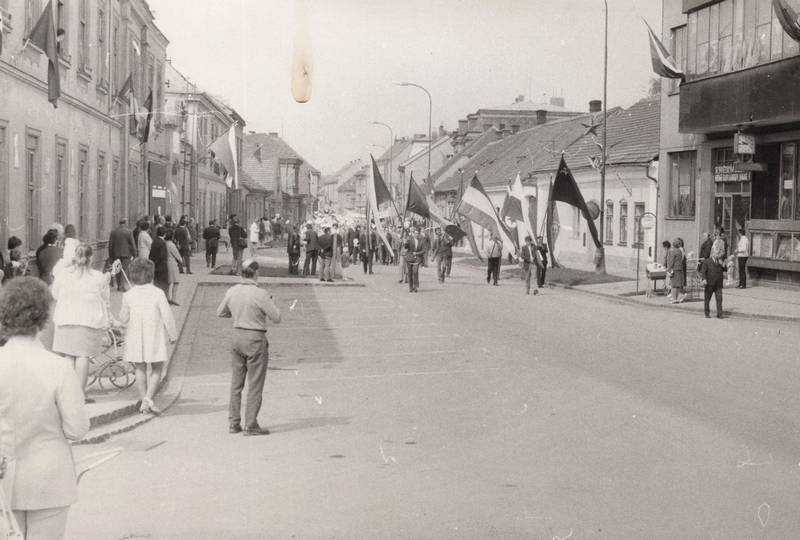1974