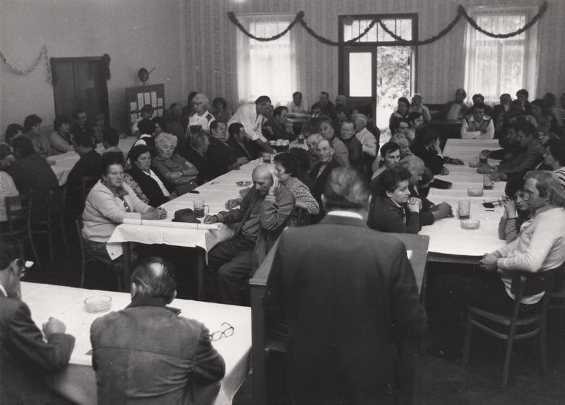 schůze 1981