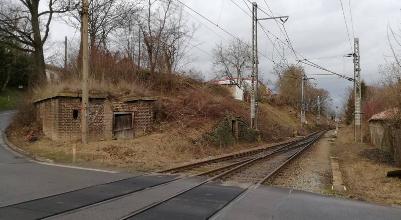 trať