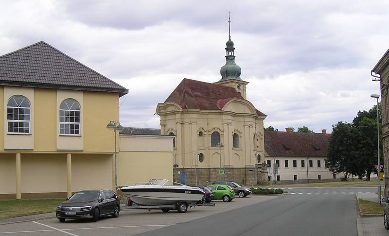 loď