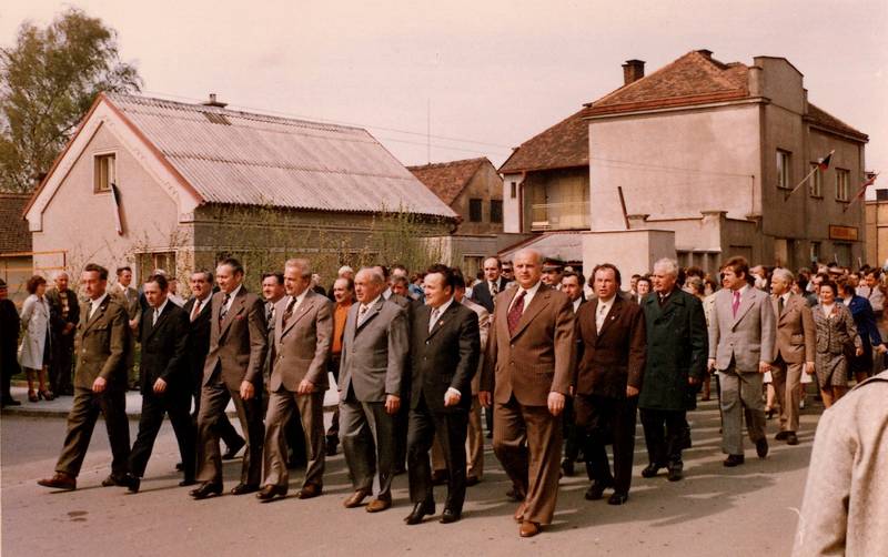 Brož