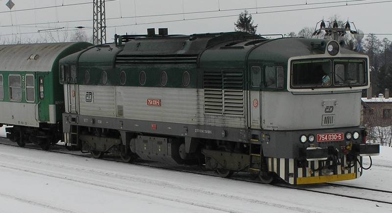 754 030-5