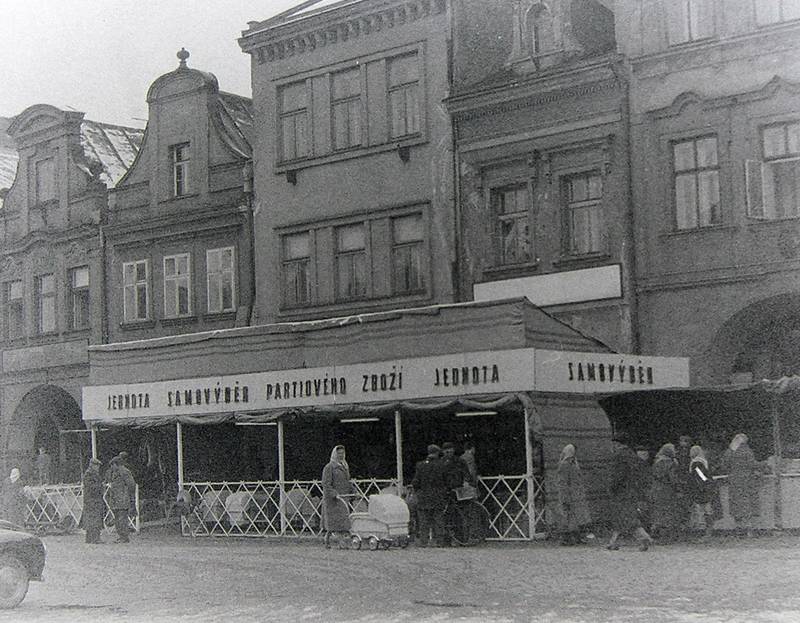 Joneš