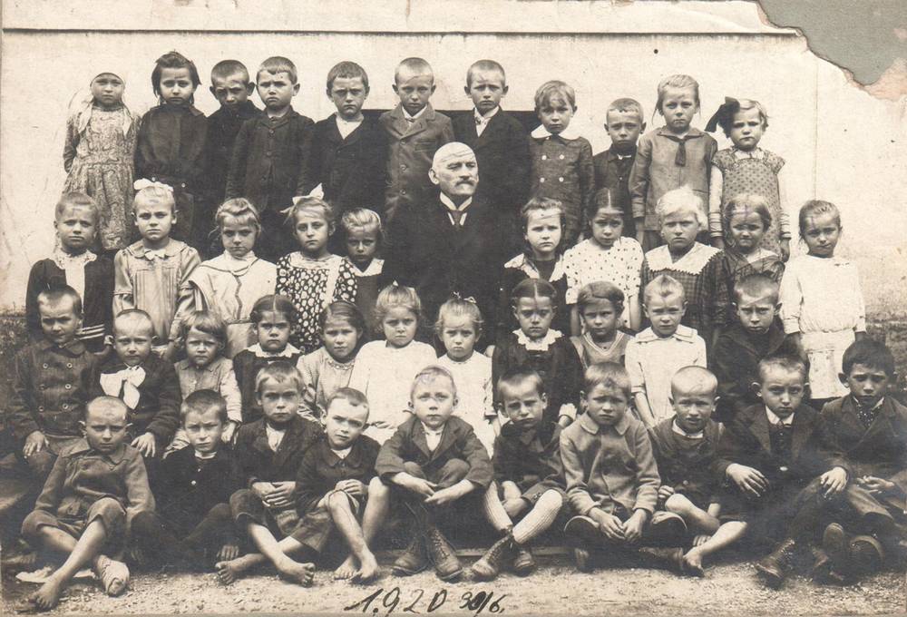 škola