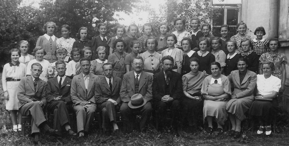 škola