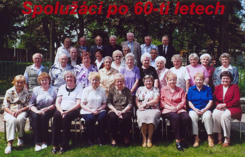spolužáci