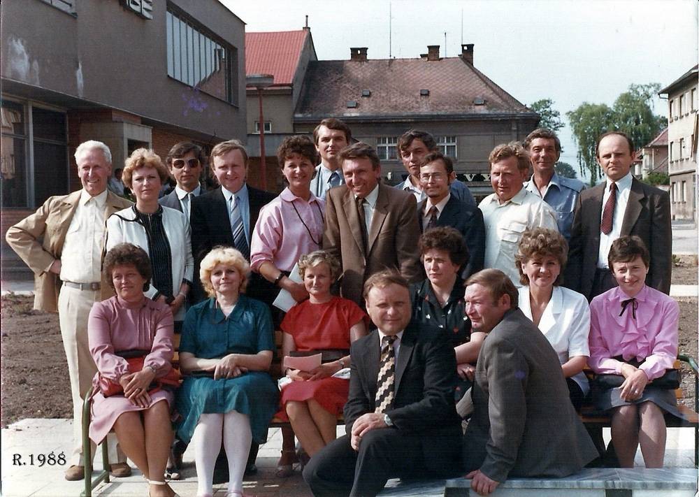 škola