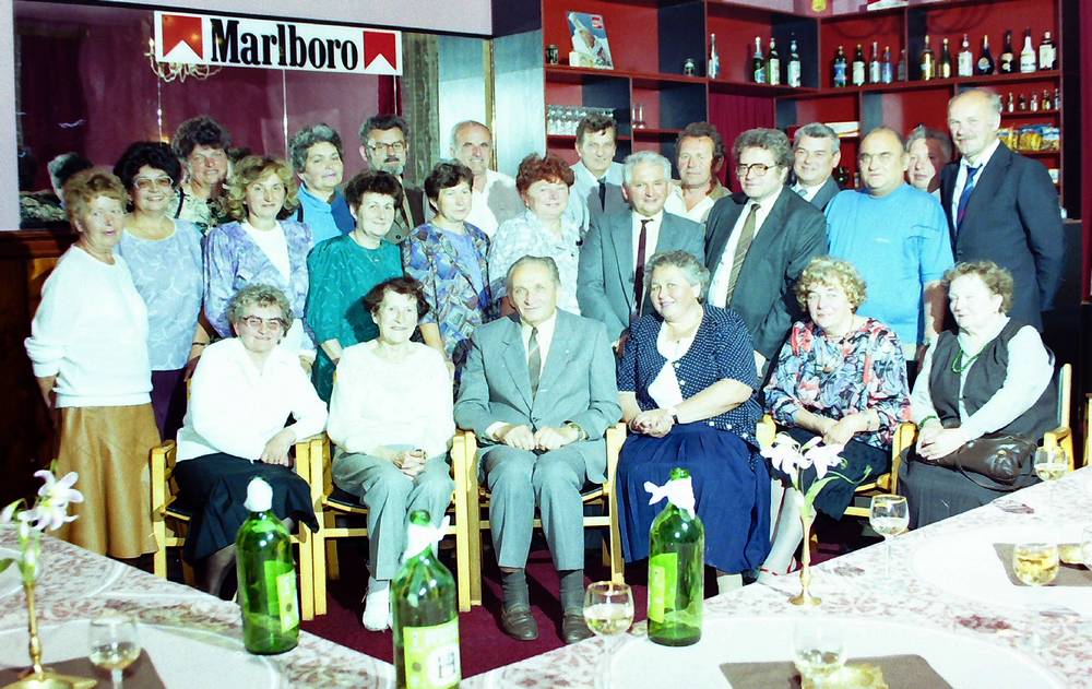 škola