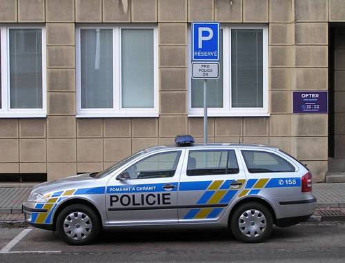 Auto na Palackého ulici. 15.1.2015