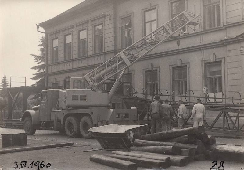 škola