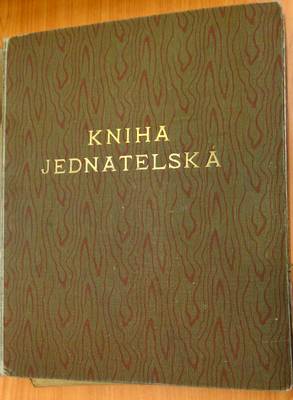 kniha jednatelsk