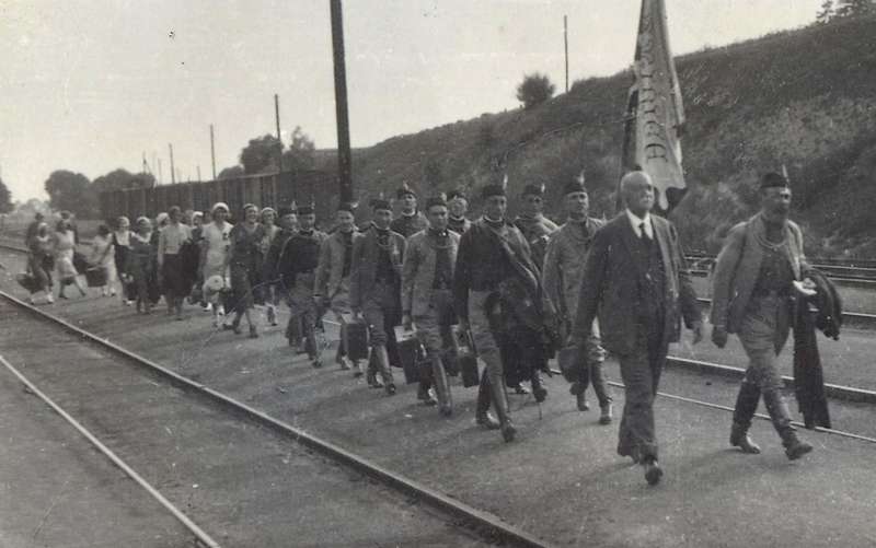 odjezd na slet v roce 1932