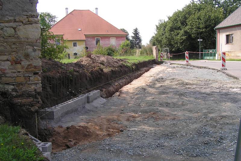 zeď