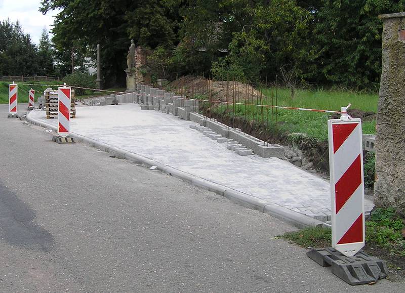 zeď