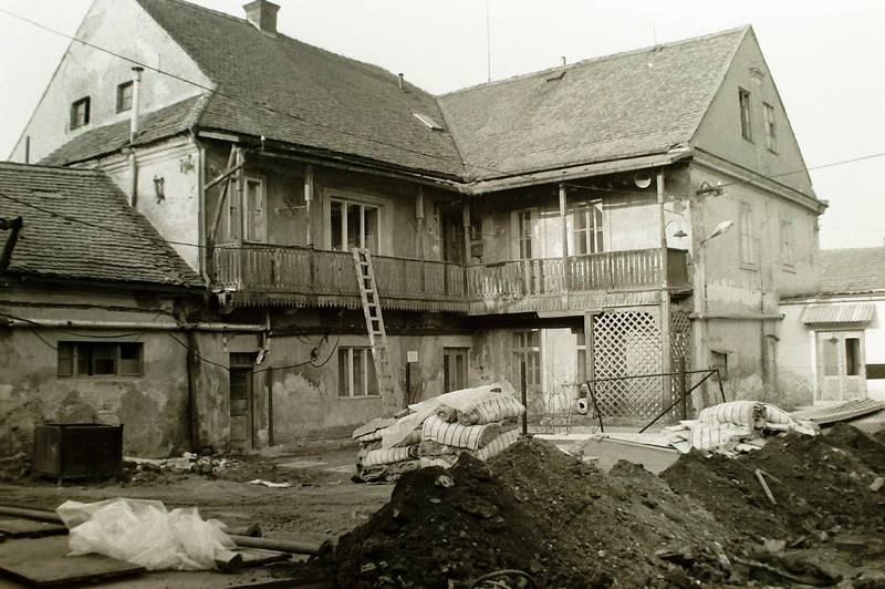 domy čp. 6, 7 a 8