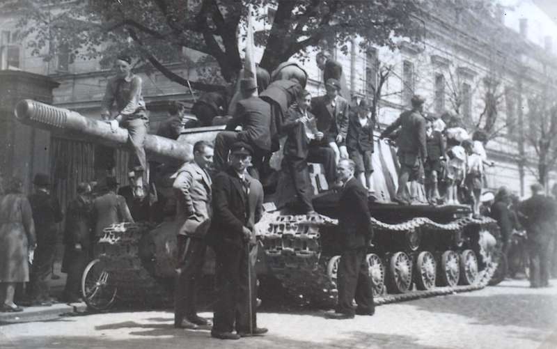 Rusové
