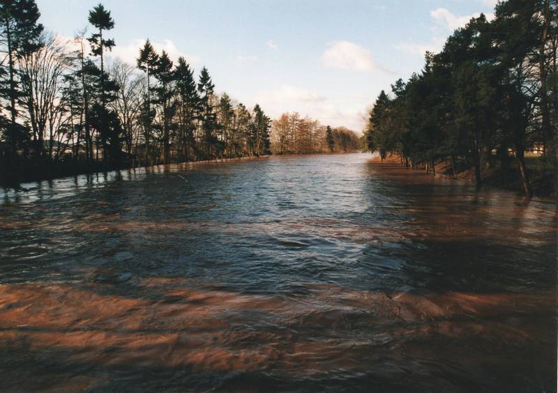 povodeň
