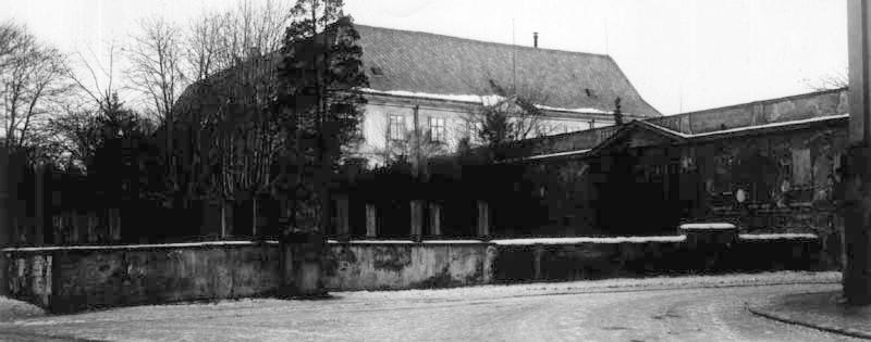 sousoší u kostela